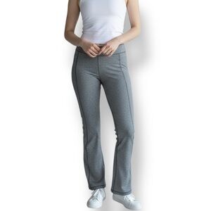 4/$20 Old Navy Active Semi-Fitted Leggings